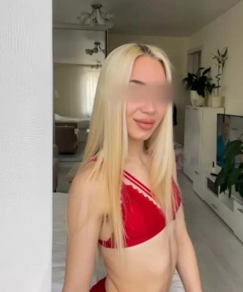 Алиса, 22